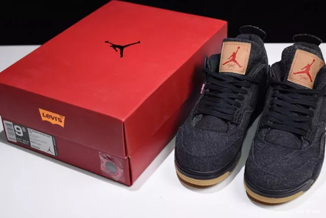 AO2571-001 Levi's 4 Jordan x Comfortable 'black' 535 Air 0628